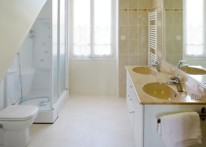 By Interhome Ferienhaus Lacapelle-Segalar